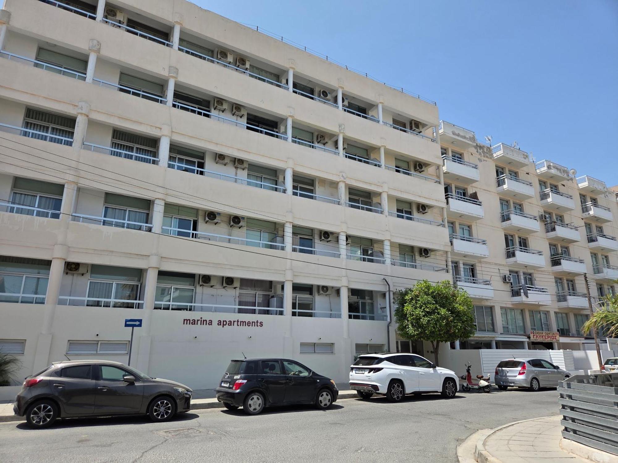 One Bedroom Aptm * Λάρνακα