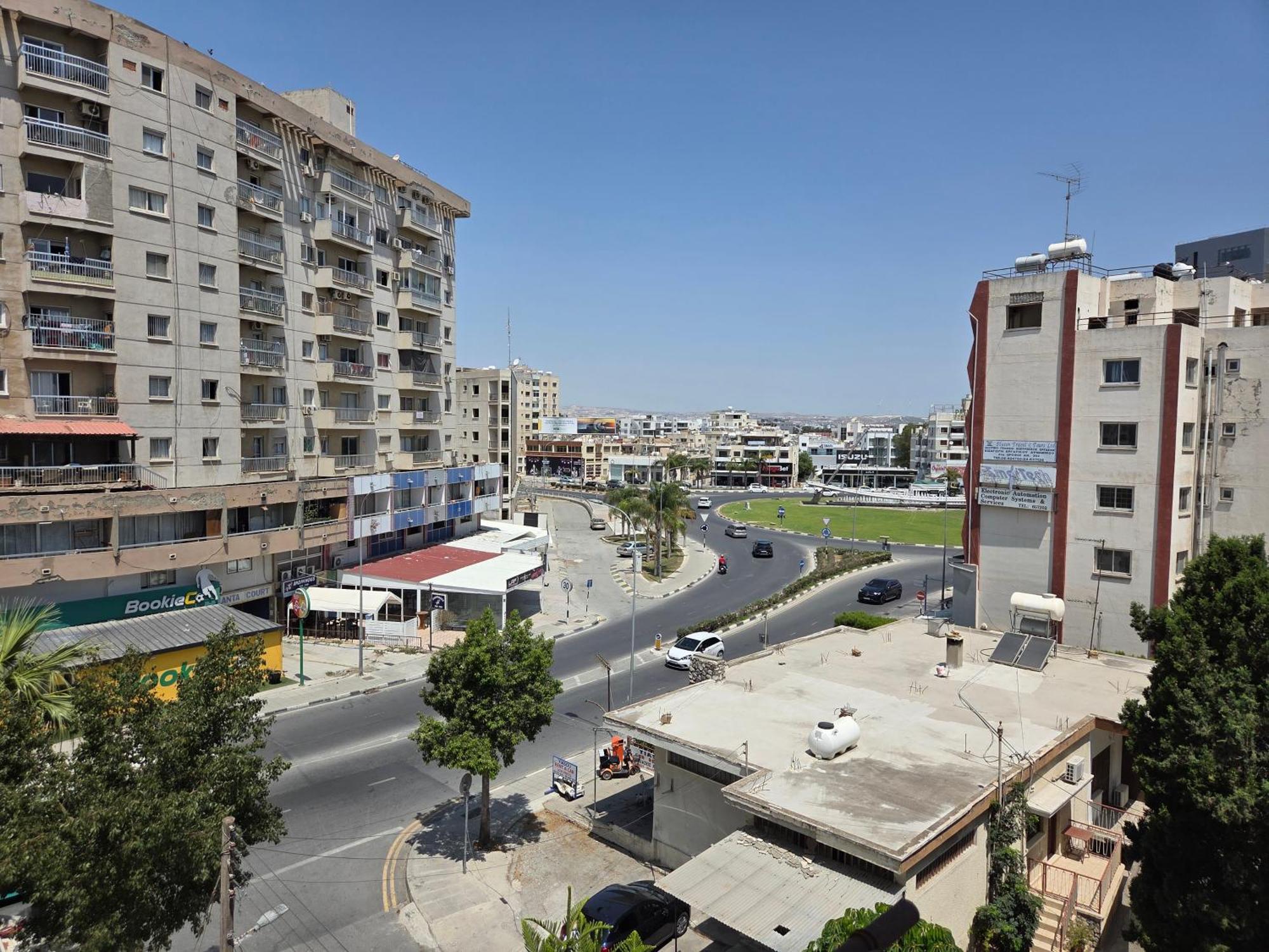 One Bedroom Aptm Διαμέρισμα