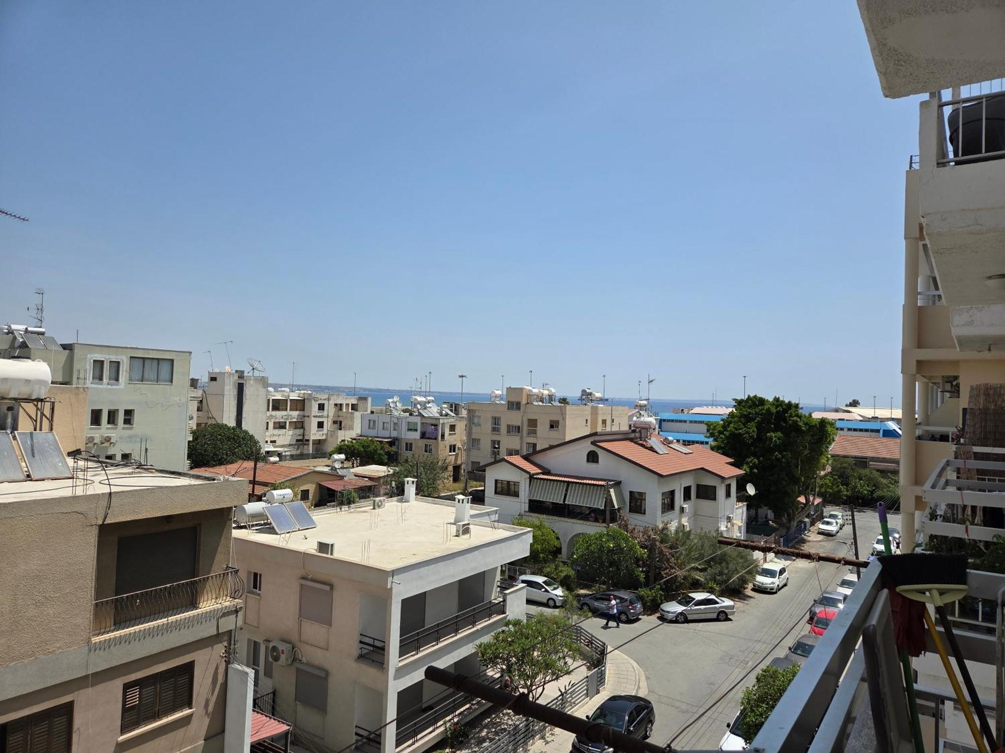 One Bedroom Aptm * Λάρνακα