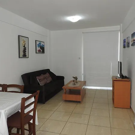 One Bedroom Aptm Larnaca Exterior photo